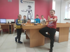 Детский клуб робототехники Кибертроник на ул. Юрша